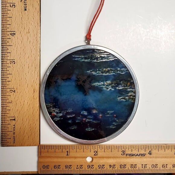 Water Lillies Stained Glass Sun Catcher - Picture 4 of 4